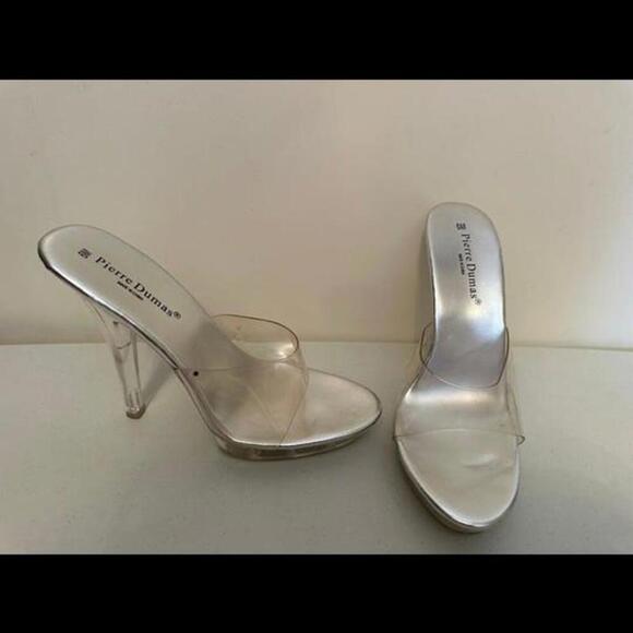 Sandals  thatshowcase a stunning stiletto heel that is transparent Pierre Dummas - Picture 1 of 3